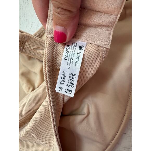Wacoal Women's Beige Wired Full Coverage High Intensity Sports Bra Size 42DD - Picture 8 of 8